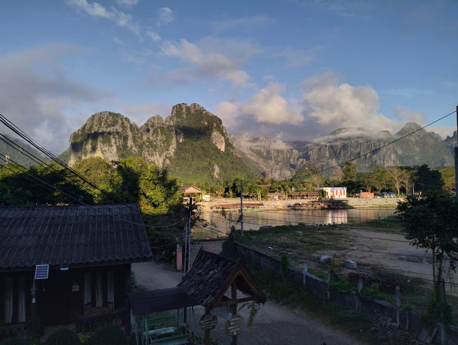 Bungalows Le Jardin Vangvieng Vang Vieng Exterior foto