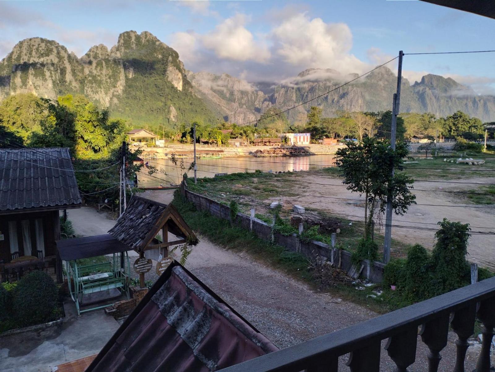 Bungalows Le Jardin Vangvieng Vang Vieng Exterior foto